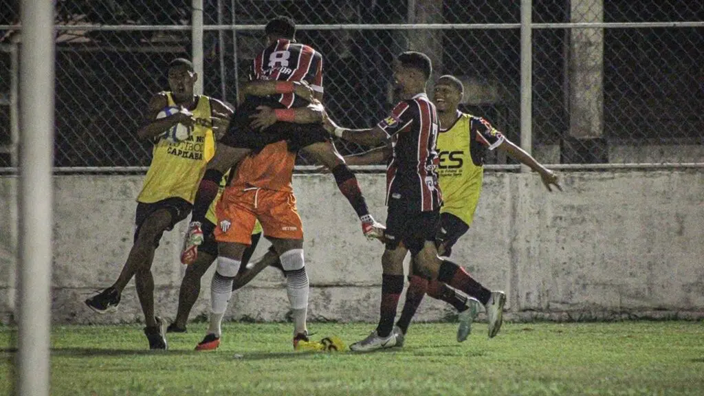 Serra vence na estreia de Leomir Silveira e encaminha classificação no Brasileirão Serra FC vence o Audax-RJ por 1 a 0 no Brasileirão série D