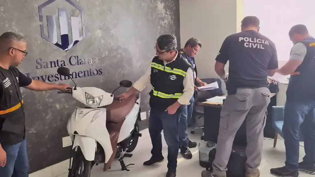 Polícia Civil realiza operação contra empresa por fraude em financiamentos na Serra Operação Consórcio Fake: Fecha empresa que aplicou golpes em vítimas na Serra.