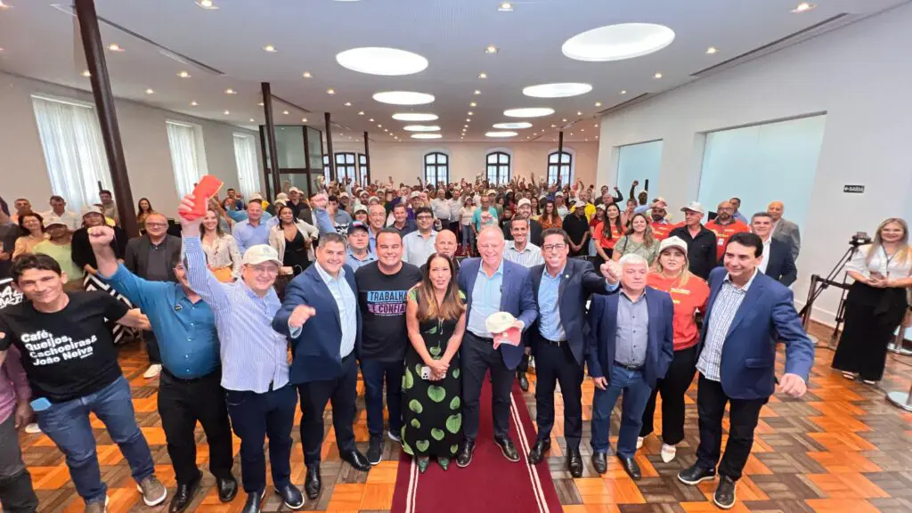 ALES e governo capixaba destinam 5 milhões em investimentos para a agricultura familiar Ales e Governo capixaba anunciam investimento de R$5 milhões na agricultura familiar.