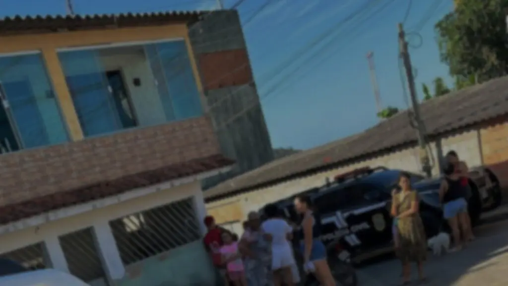 Homem é executado a tiros por sujeitos encapuzados no bairro Planalto Serrano