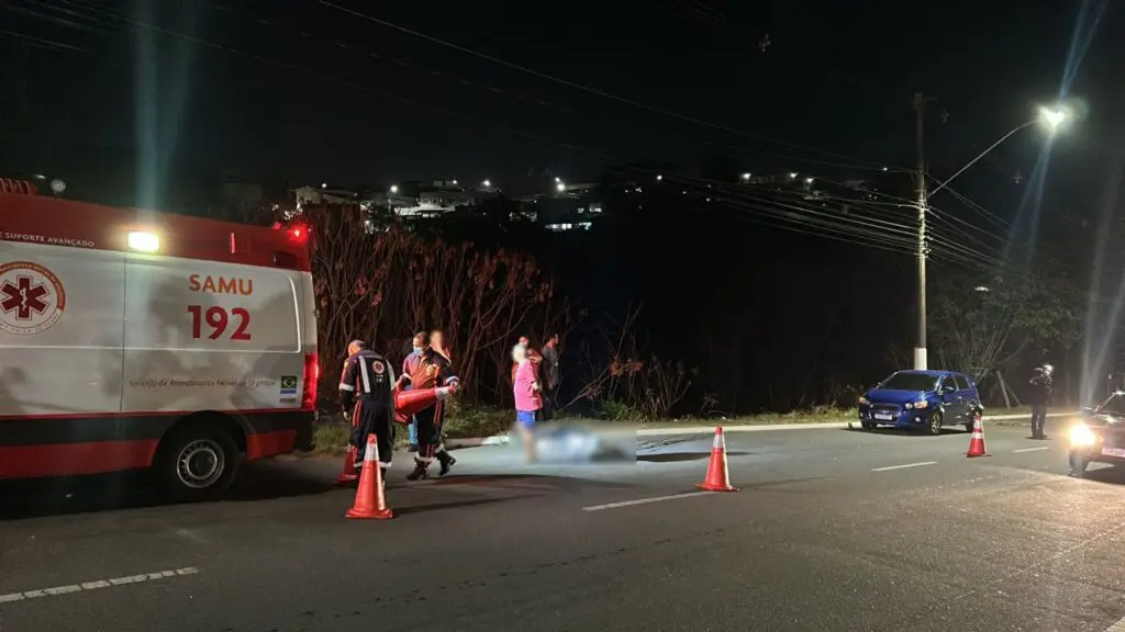 Acidente entre ciclista e motociclista termina na morte de idoso na Serra Acidente entre um ciclista e um motociclista termina na morte de um idoso na Serra.