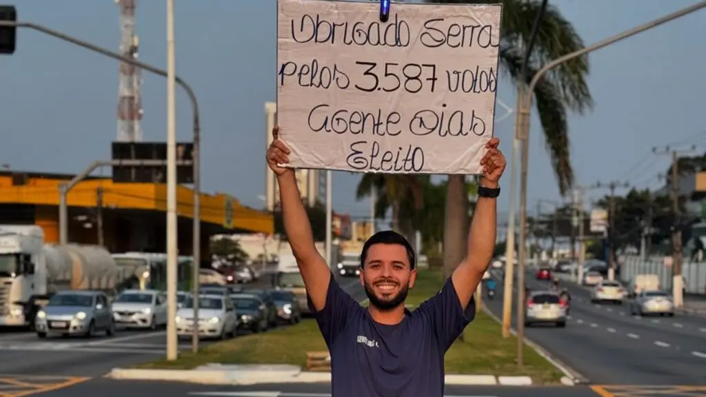 Exclusivo: Agente Dias fala sobre planos como vereador e diz que foi perseguido: “venci a velha política” Agente Dias, vereador eleito da Serra - (Foto: Reprodução Instagram)