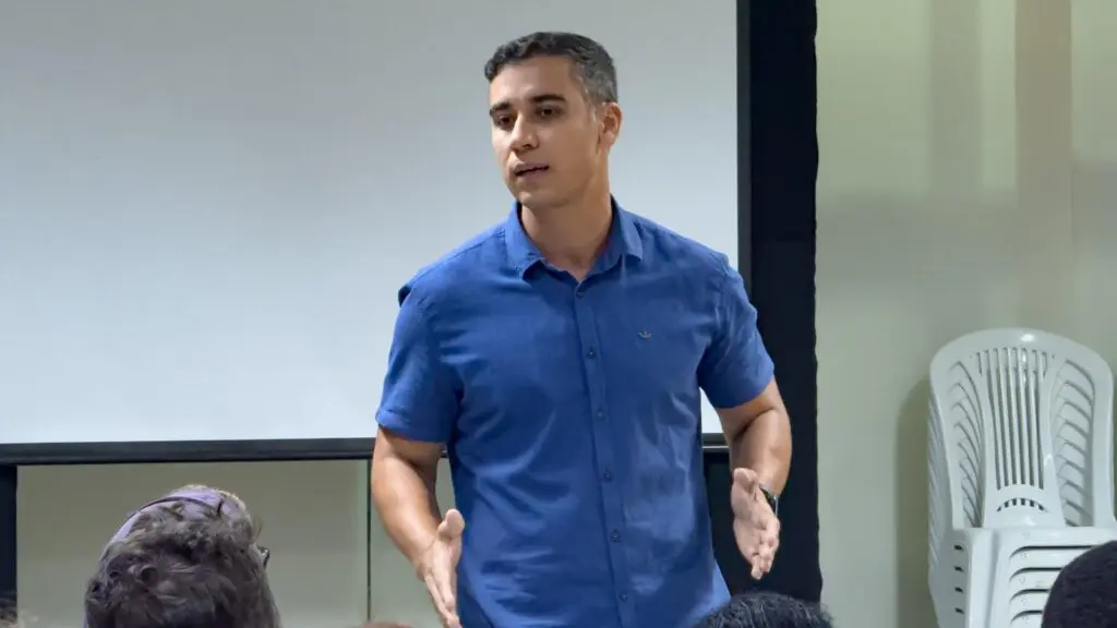 Weverson Meireles, candidato a prefeito da Serra - (Foto: Divulgação)