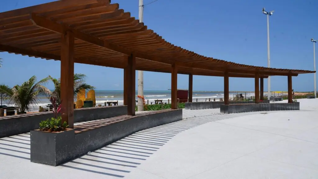 Nova orla de Jacaraípe pode ser entregue a tempo do verão e promete atrair turistas Orla de Jacaraípe, na Serra. Foto: Dayana Souza
