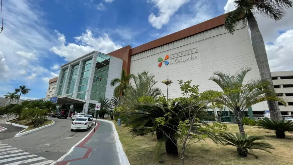 Shopping Moxuara oferece mais de 250 vagas até o fim do ano com novas operações previstas para 2025.