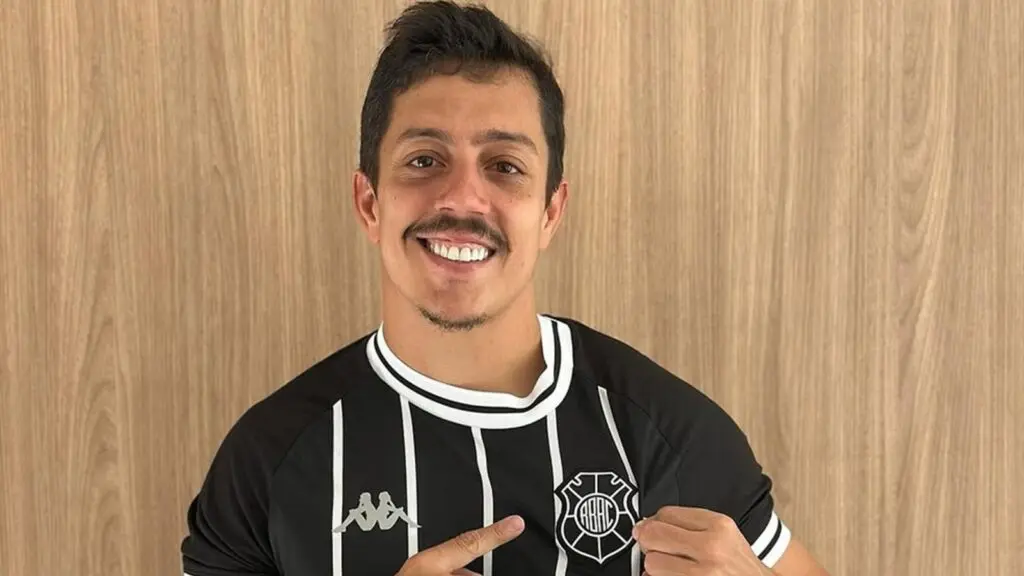 Comediante da Serra, Renato Albani investe no Rio Branco-ES e aposta no crescimento do futebol capixaba Comediante da Serra, Renato Albani investe no Rio Branco-ES e aposta no futebol capixaba