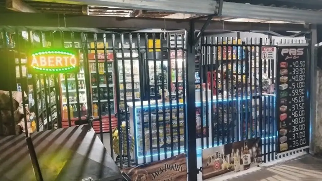 Prefeitura notifica 15 distribuidoras de bebidas durante fiscalização na Serra distribuidoras de bebidas