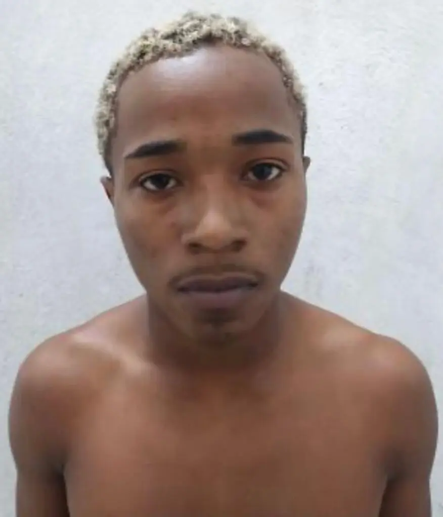 Imagem de um adolescente (David Matheus Costa, de 17 anos), vítima de assassinato.