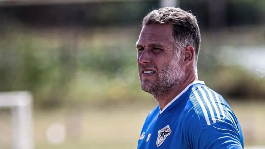 Demitido do Capixaba, técnico João Carlos Moura acusa presidente do clube de interferir nas escalações Demitido do Capixaba, técnico João Carlos Moura acusa presidente do clube de interferir nas escalações