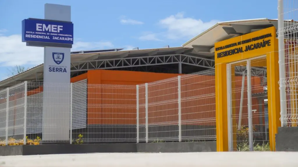 Prefeitura da Serra inaugura nova escola de tempo integral em Jacaraípe Prefeitura da Serra inaugura nova escola em tempo integral no bairro Residencial Jacaraípe