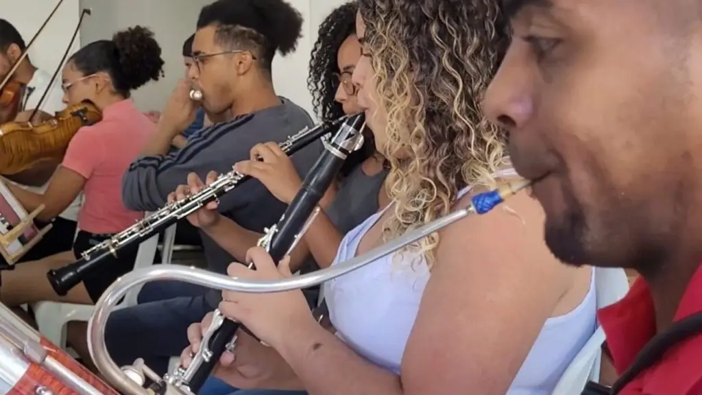 Crianças e adolescentes podem se inscrever para aulas gratuitas de música clássica em Vitória