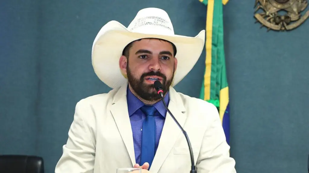 Pablo Muribeca apresenta projeto que propõe controle eletrônico em banheiros públicos dos terminais do Transcol