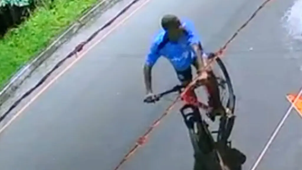 Imagem do suspeito do crime registrado por câmera de segurança de condomínio em Valparaíso, na Serra.