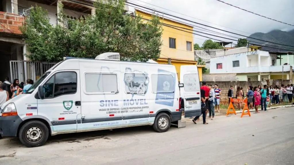 Sine Móvel oferta 1.834 vagas de emprego na Serra em julho