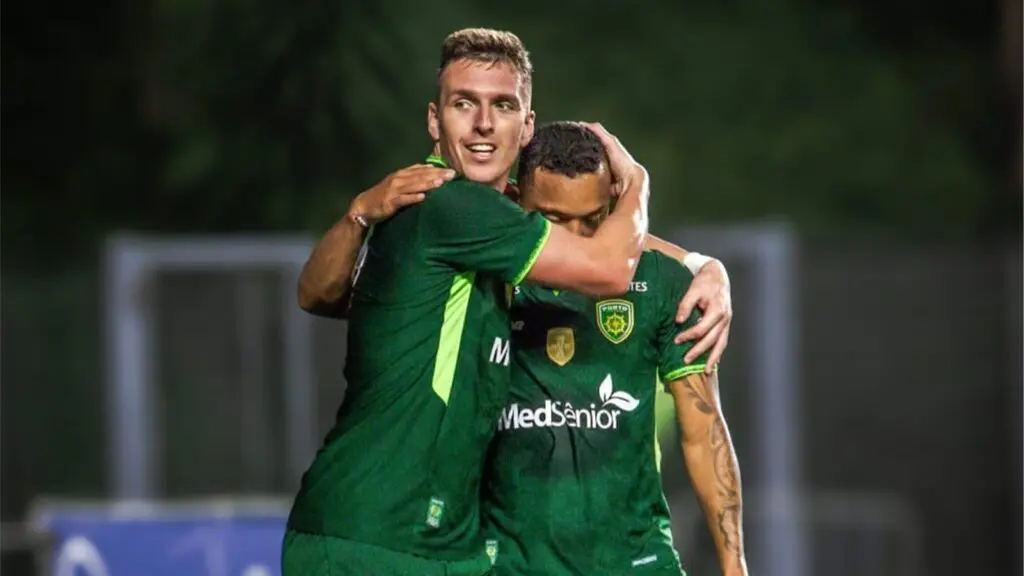 Porto Vitória atropela o Serra e garante classificação para a semifinal da Copa ES Serra perde novamente para o Porto Vitória e está eliminado da Copa ES