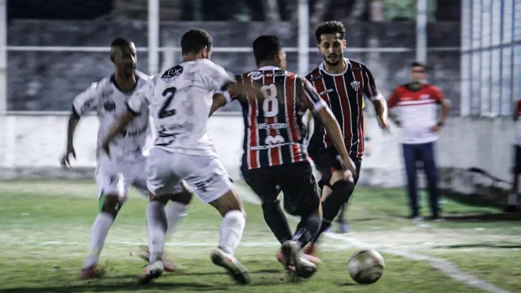 Serra leva gol nos acréscimos e sofre primeira derrota no Capixaba série B