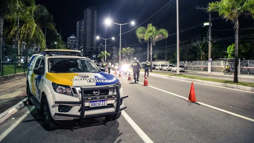 Governo do Espírito Santo reforça a segurança e monitora divisas após operação no Rio de Janeiro