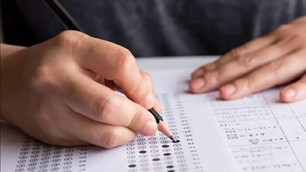 Prefeitura abre concursos públicos com mais de 300 vagas e salários que passam de R$ 7,6 mil