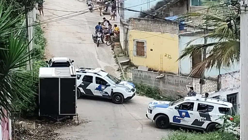 Duplo homicídio: primos são executados dentro de casa na Serra Duplo homicídio na Serra: dois homens são executados dentro de casa em José de Anchieta III