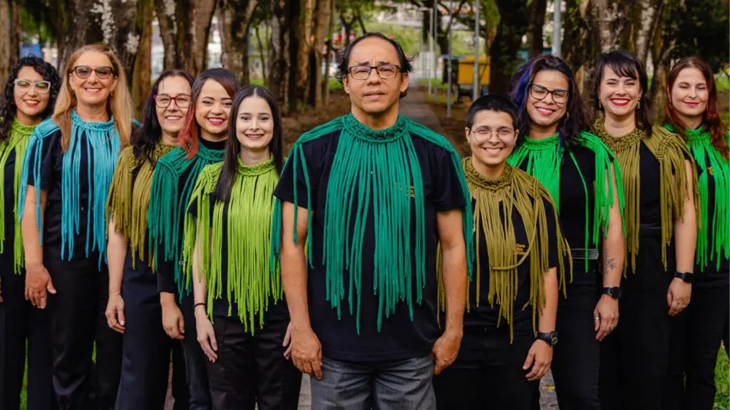 Coro Vox Victória realiza turnê de projeto ambiental em quatro cidades do ES Coro Vox Victória realiza turnê de projeto ambiental a quatro cidades do ES