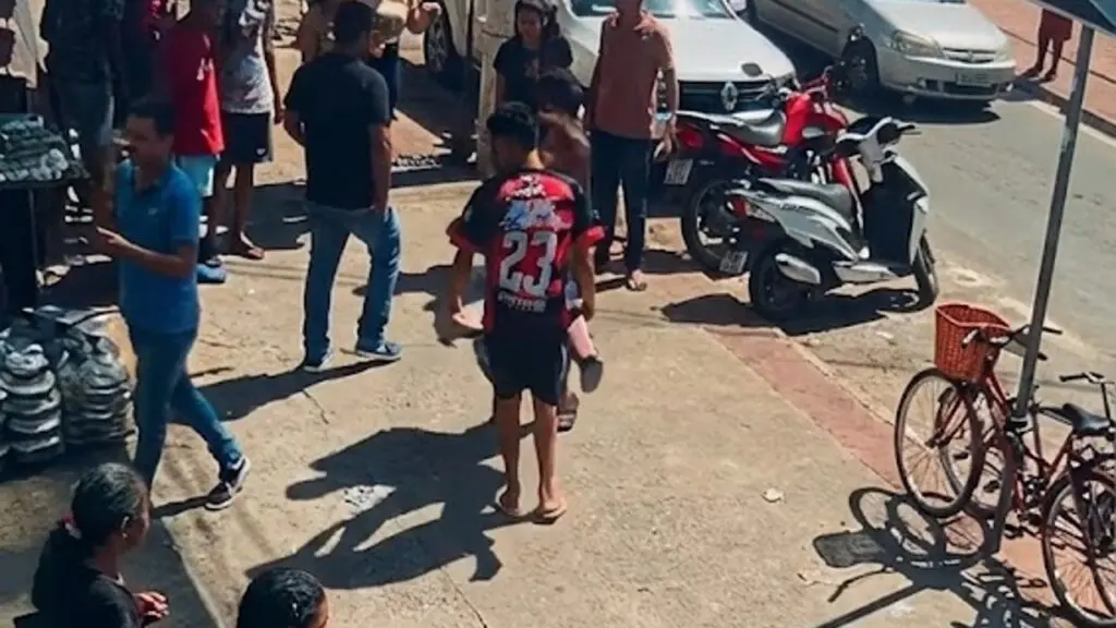 Vídeo mostra atropelamento de idosa durante fuga de suspeitos na Serra