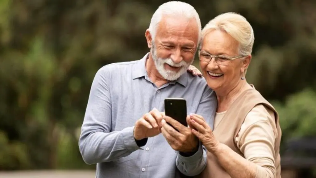 Aposentados e pensionistas da Serra já podem agendar isenção do IPTU 2026 online