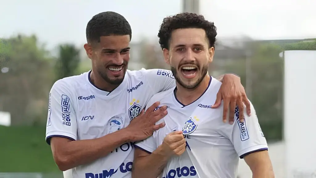 Vitória goleia o Porto Vitória e encaminha classificação para a final do Capixabão