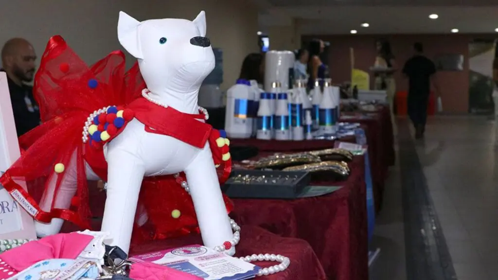 ALES inicia Semana Nacional dos Animais promovendo Feira Pet e castração gratuita ALES inicia Semana Nacional dos Animais com Feira Pet e castração gratuita