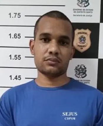 Imagem de um homem (Lucas Pinheiro). 