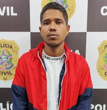 Imagem de um homem (Maik Rodrigues). 