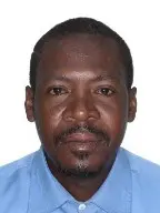 A imagem de um homem (Alessandro Coelho Schimitberger, 46 anos).