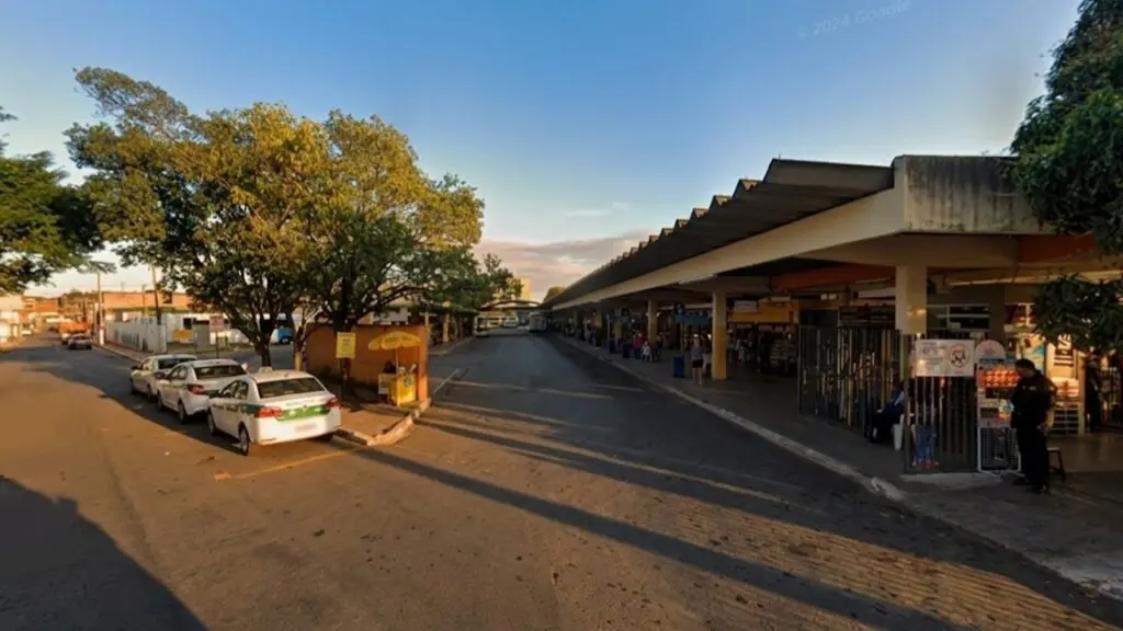 Ampliação do terminal de Carapina vai mudar trânsito na Serra Ampliação do terminal de Carapina vai alterar trânsito e incorporar trecho de rua na Serra