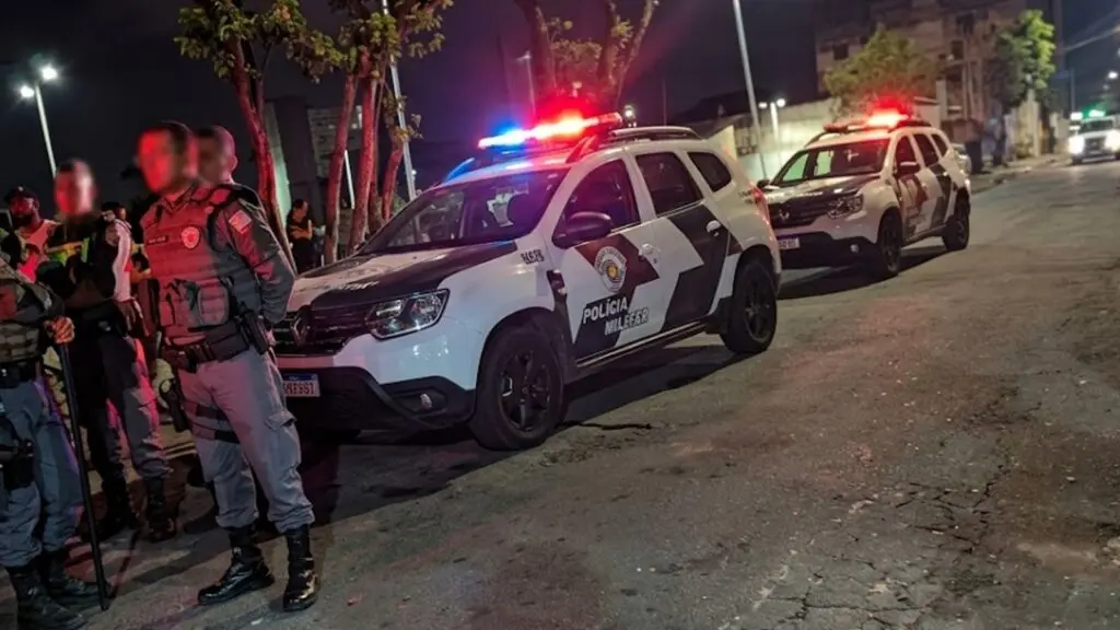 PM usa spray de pimenta após confusão em distribuidora na Serra