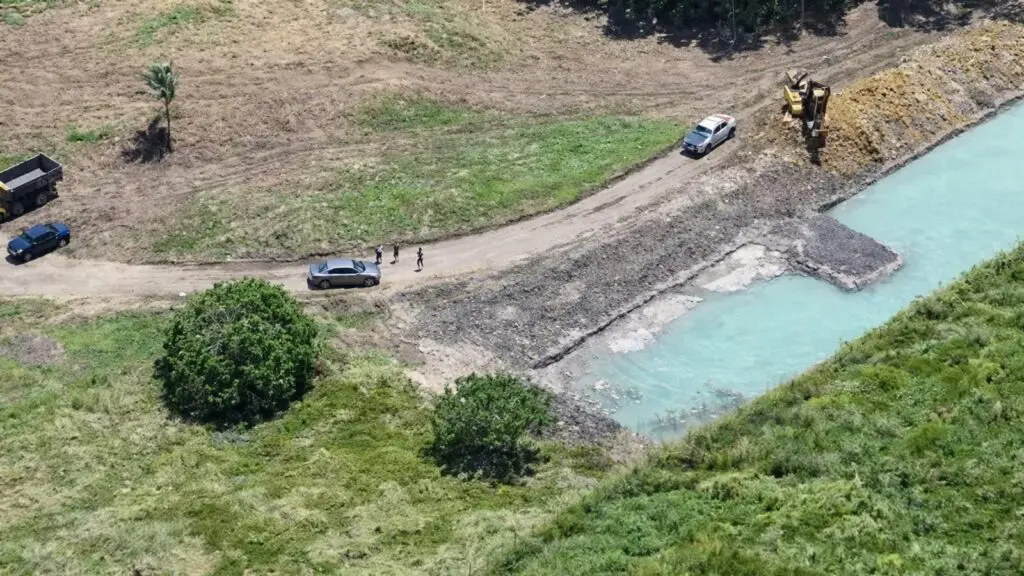 Terras da família de Pablo Muribeca são alvo da fiscalização ambiental da Serra; deputado fala em perseguição Imagens de drone da fiscalização ambiental na Serra vazam e mostram Pablo Muribeca acompanhando a vistoria em área rural.