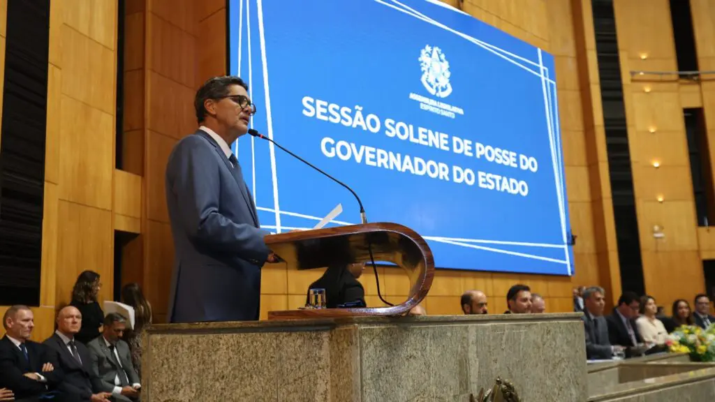 Ricardo Ferraço toma posse como governador do Espírito Santo após renúncia de Casagrande