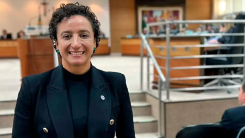 Presidente da OAB-ES compartilha matéria removida por suposta fake news
