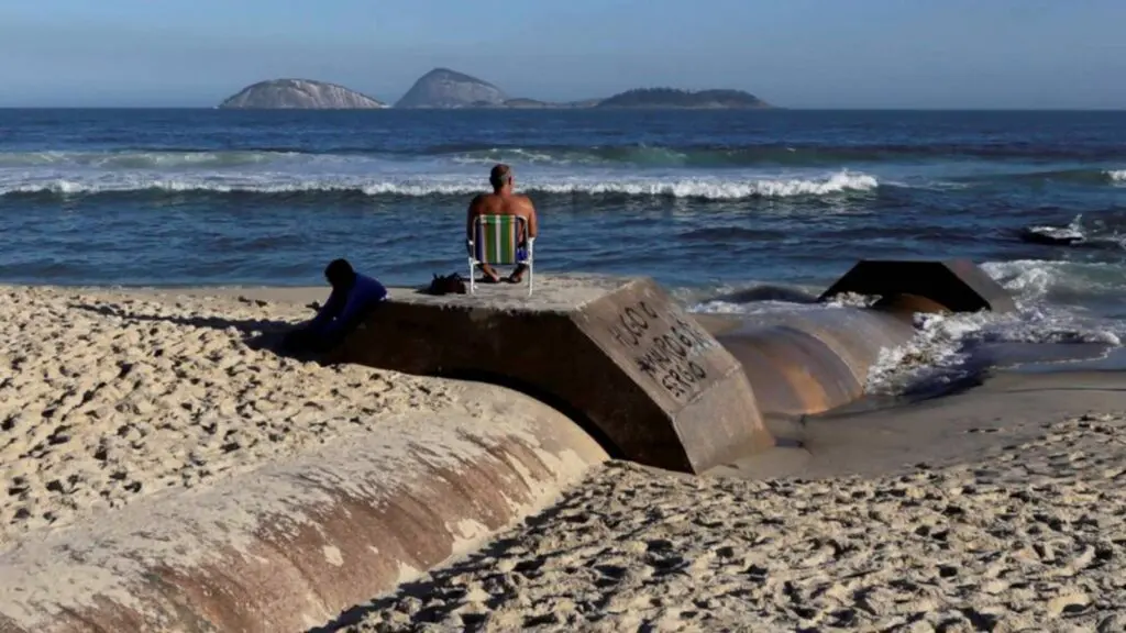 Emissário submarino volta ao debate como solução para o esgoto da Serra