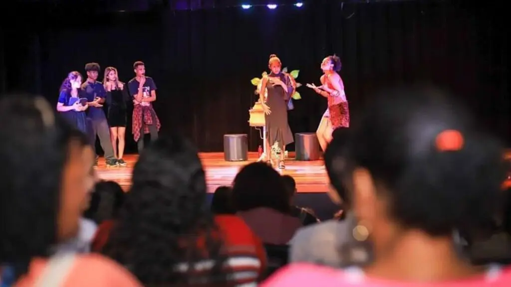 Serra recebe Mostra de Teatro com 12 espetáculos gratuitos Mostra de Teatro da Serra terá atrações para crianças, jovens e adultos; veja a programação completa