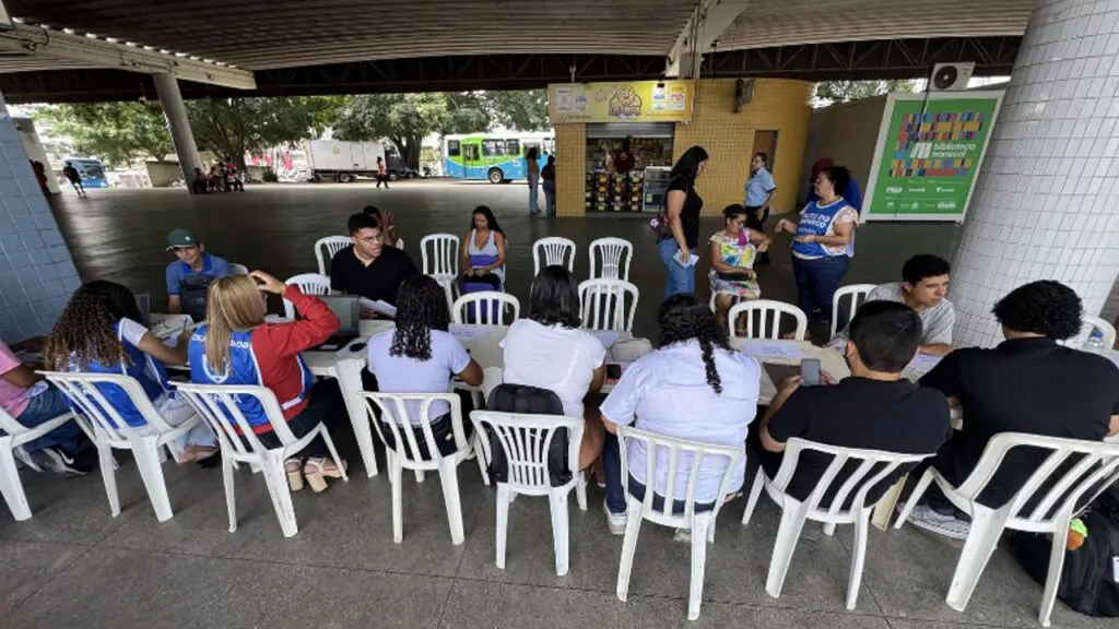 SINE da Serra oferece mais de 1.100 vagas de emprego durante mutirões realizados pela cidade Sine da Serra oferece mais de 1.100 vagas de emprego durante mutirões realizados pela cidade