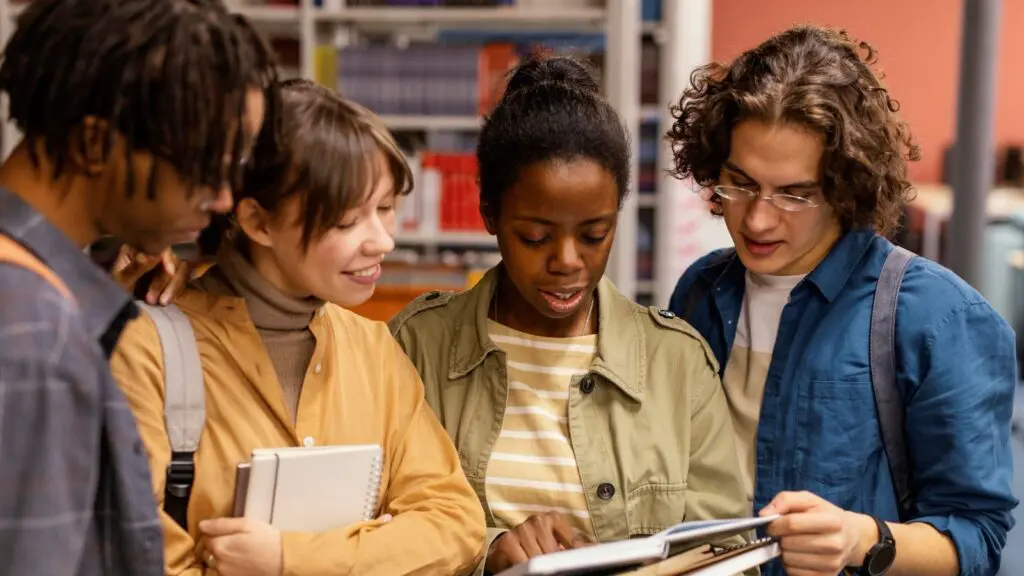 Bolsa Técnica abre mais de 500 vagas gratuitas em cursos técnicos Bolsa Técnica abre mais de 500 vagas gratuitas em cursos técnicos