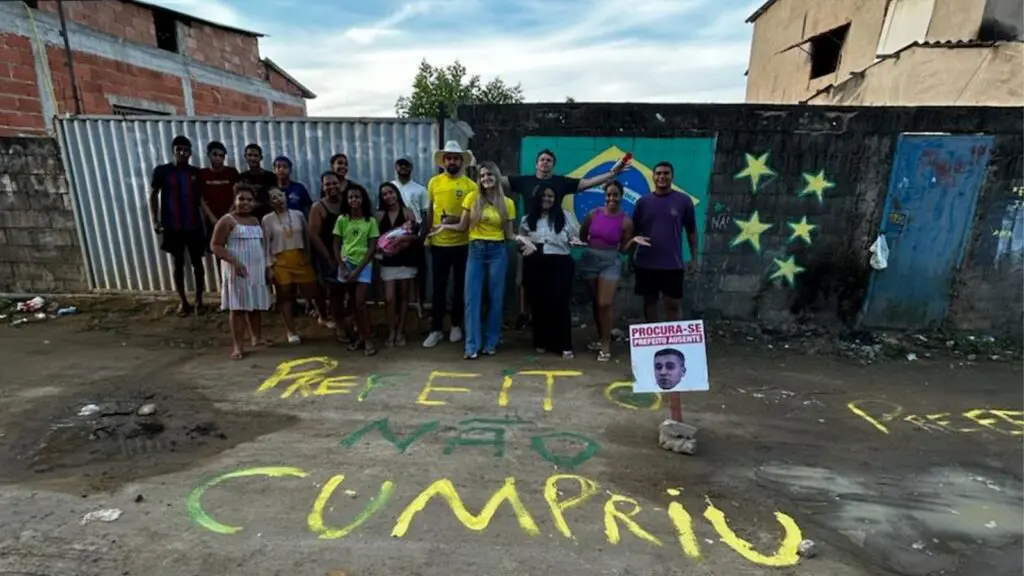 Pablo Muribeca participa de protesto com moradores e cobra pavimentação em Porto Dourado Pablo Muribeca participa de protesto com moradores e cobra pavimentação em Porto Dourado
