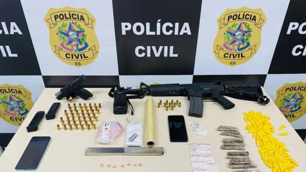 Duplo homicídio: ações da DHPP Serra terminam em quatro prisões e apreensões de armas e drogas