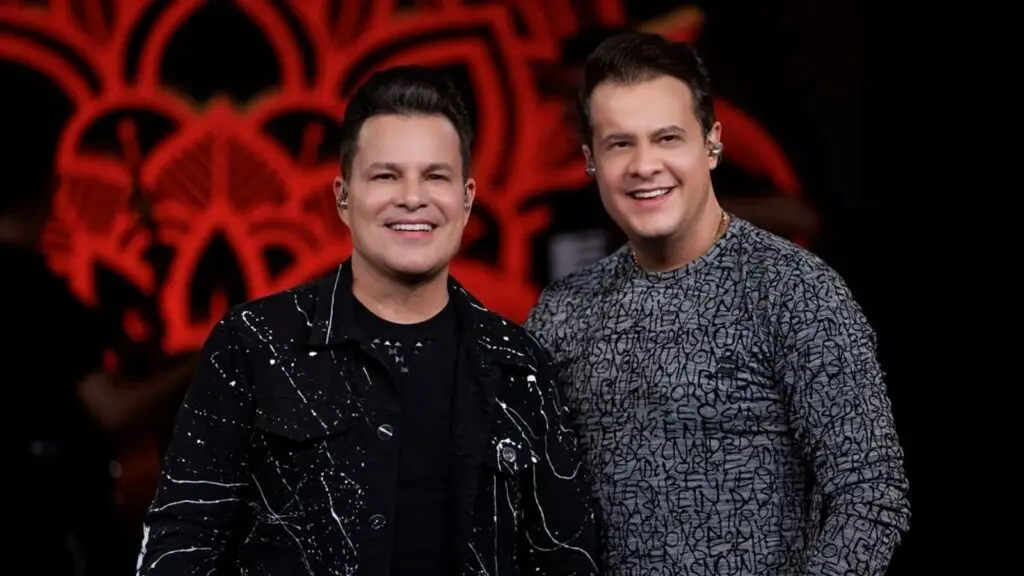 Fãs poderão conhecer João Neto & Frederico no camarim durante show de aniversário em Cariacica