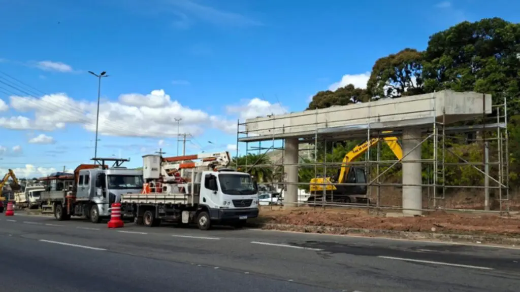 Trânsito em Serra-sede terá mudanças para obra do Contorno de São Domingos