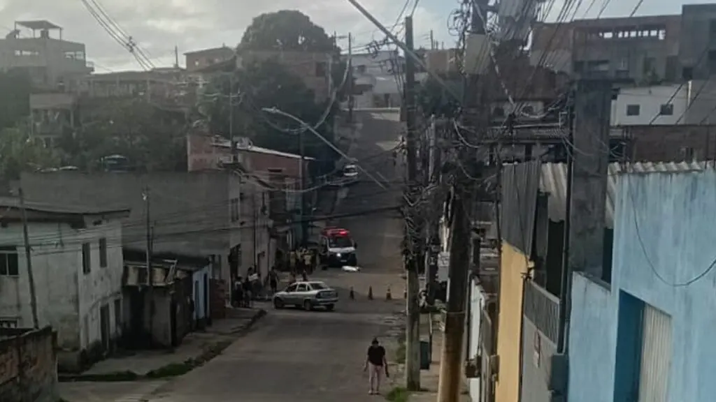 Homem cai de bicicleta enquanto voltava para casa após comprar pães na Serra