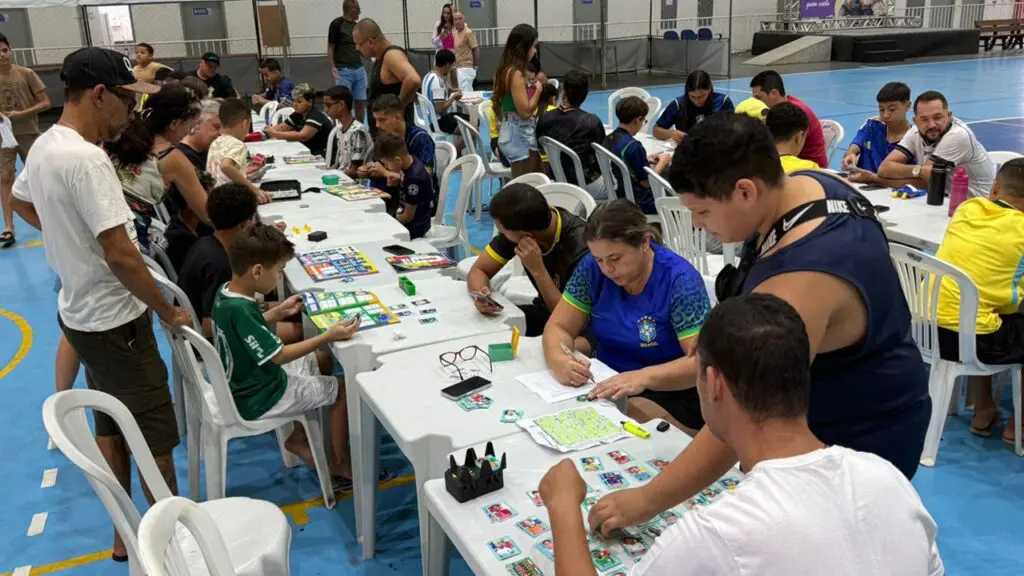 Colecionadores da Copa têm encontro marcado para completar o álbum em Cariacica