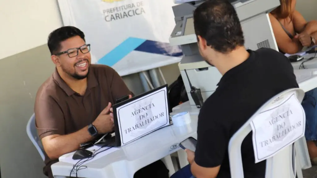 Agência do Trabalhador de Cariacica abre mais de 960 vagas de emprego Cariacica inicia a semana com 969 vagas disponíveis em diversas áreas e níveis de escolaridade