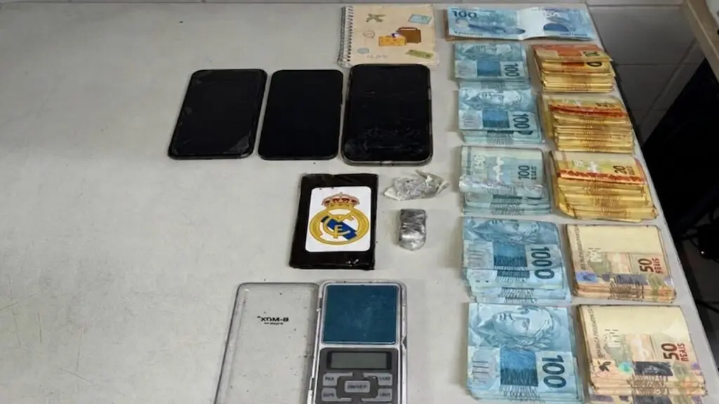 Líder do TCP é preso em operação com mais de R$ 10 mil apreendidos na Serra