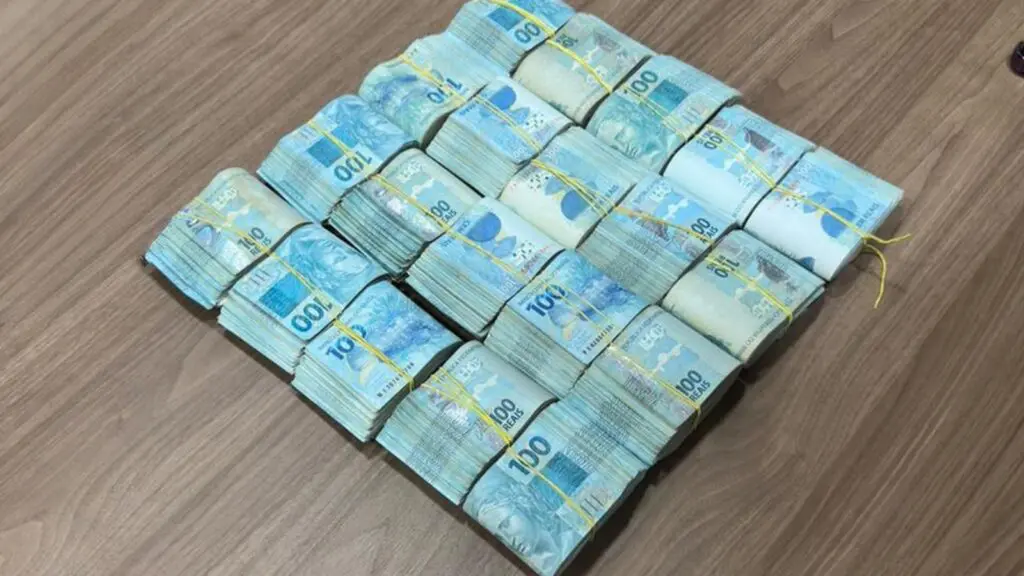 PF deflagra operação que investiga suposto esquema de lavagem de dinheiro no ES