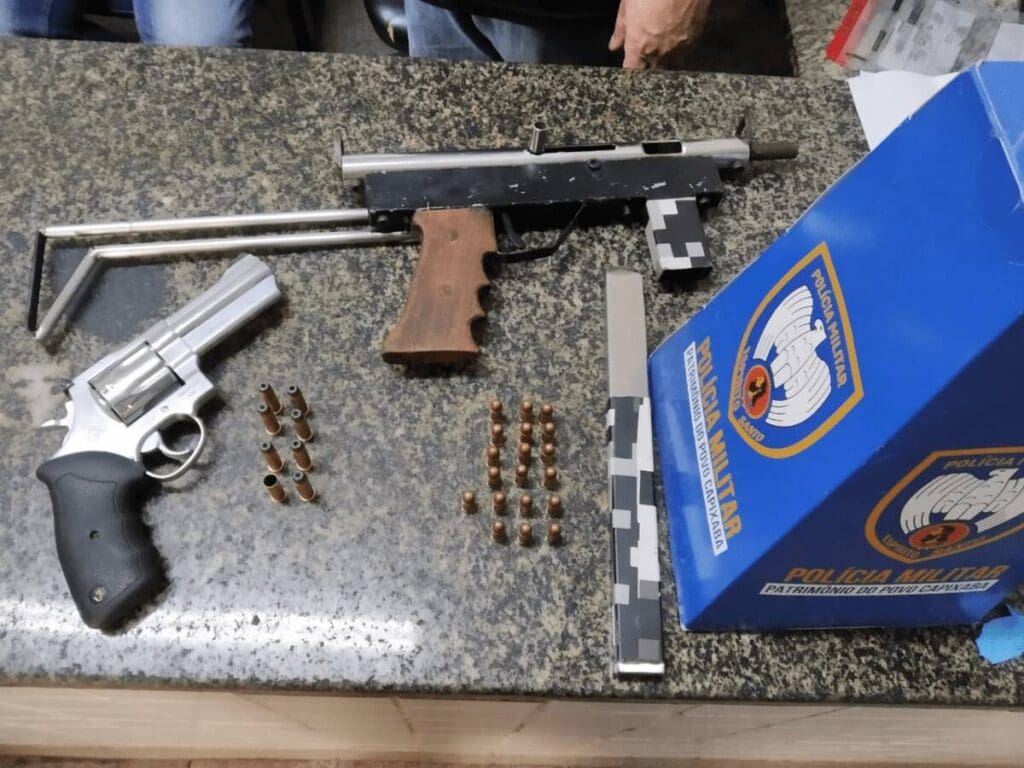 Traficantes tentam realizar ataque em rivais e toma bote da PM